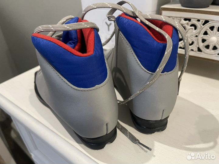 Лыжные ботинки 33 размер