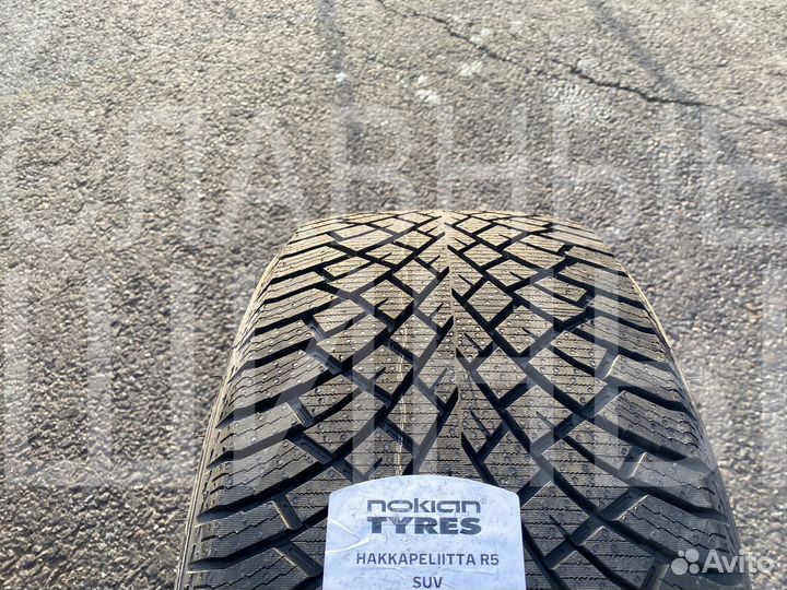 Nokian Tyres Hakkapeliitta R5 315/35 R21 111T