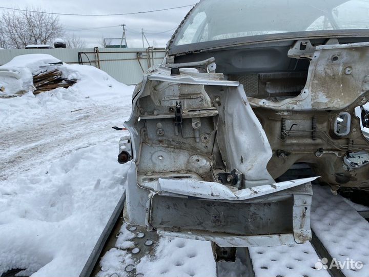 Лонжерон правый Символ 2 Renault Symbol