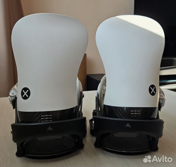 Крепления для сноуборда Burton X est