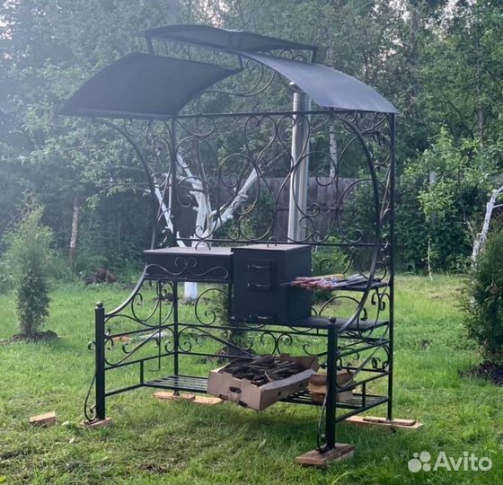 Кованный мангал с печкой