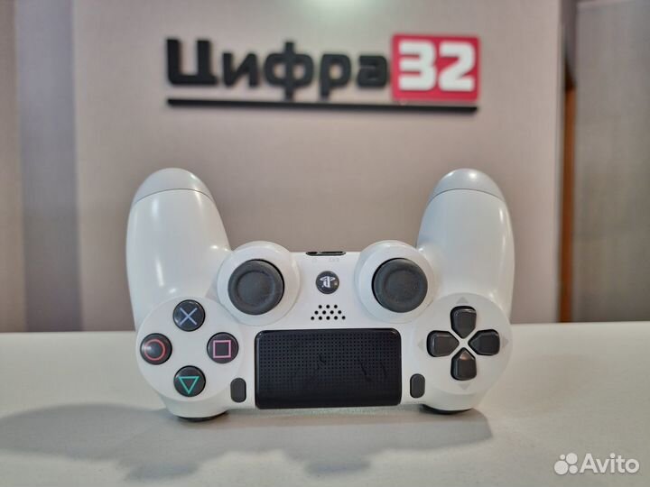 Геймпад беспроводной PlayStation DualShock 4