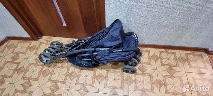 Прогулочная коляска трость бу