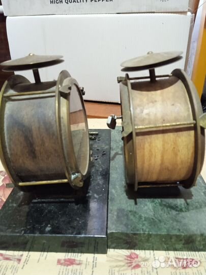 Настольные часы Барабан