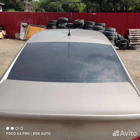 Стекло заднее Пежо 408 Седан