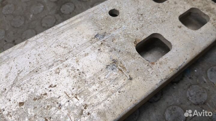 Усилитель бампера задний Mitsubishi Outlander