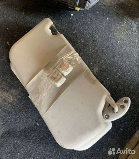 Солнцезащитный козырёк Ford Fiesta 5