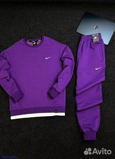 Спортивный костюм