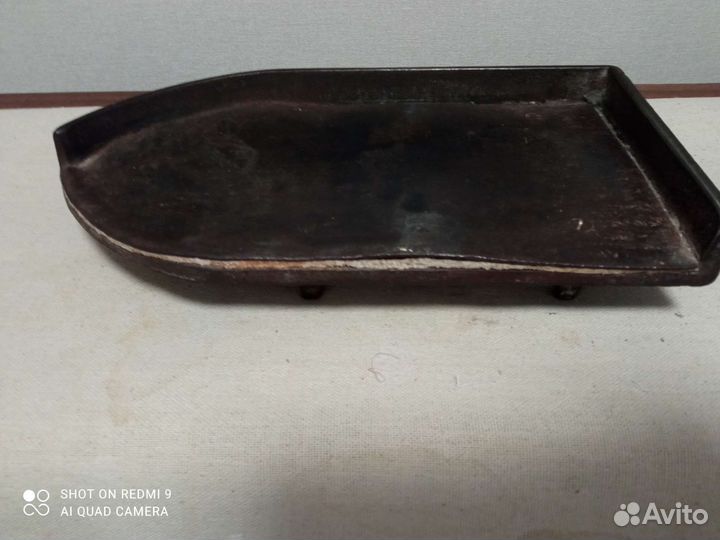Чугунная подставка для утюга, на ножках СССР
