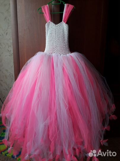 Продам платье