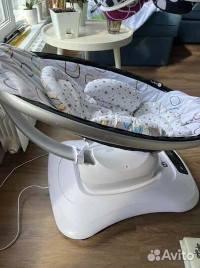 Детские электронные качели 4moms