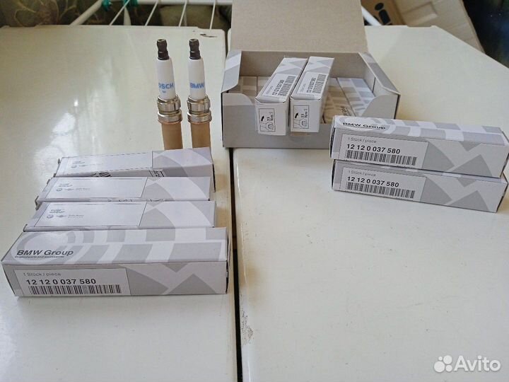 Оригинальные свечи зажигани BMW 12120037663