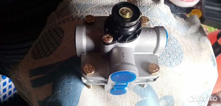 Ускорительный клапан