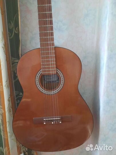 Классическая гитара Renome