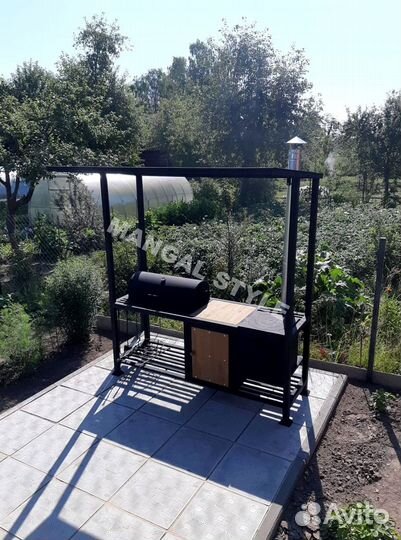 Мангал с крышей