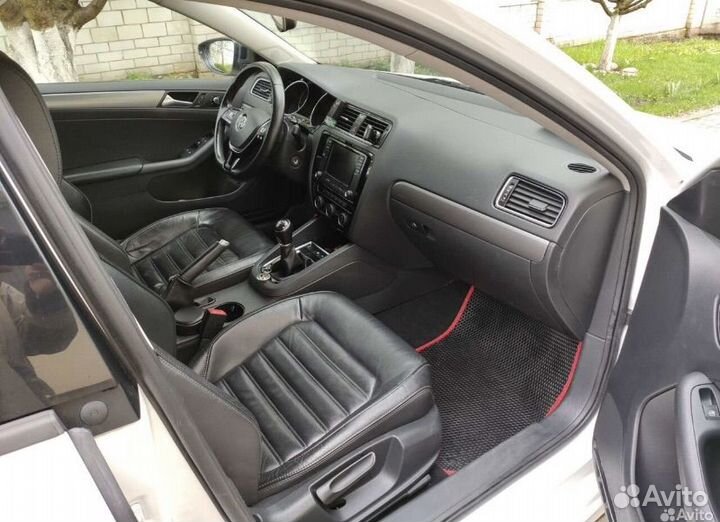 Volkswagen Jetta 1.6 МТ, 2013, 170 000 км