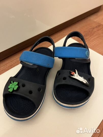 Сандалии crocs c9