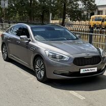 Kia Quoris 3.8 AT, 2014, 175 000 км, с пробегом, цена 2 350 000 руб.