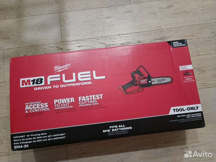 Цепная пила Milwaukee 3004-20 M18 fuel