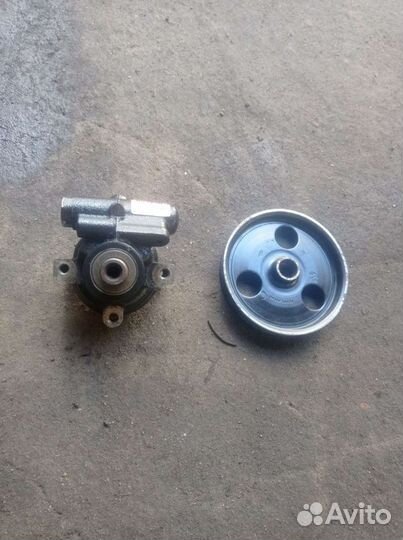 Насос гидроусилителя Logan 2005-2014