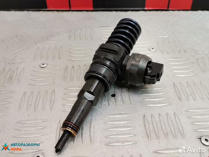 Форсунка Skoda Octavia (A4) рест. 2006 038130073AG