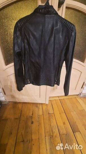 Куртка из экокожи черная