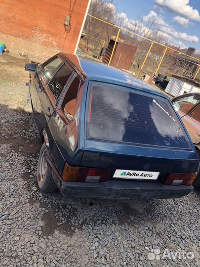 ВАЗ 2109 1.5 МТ, 2000, битый, 350 000 км