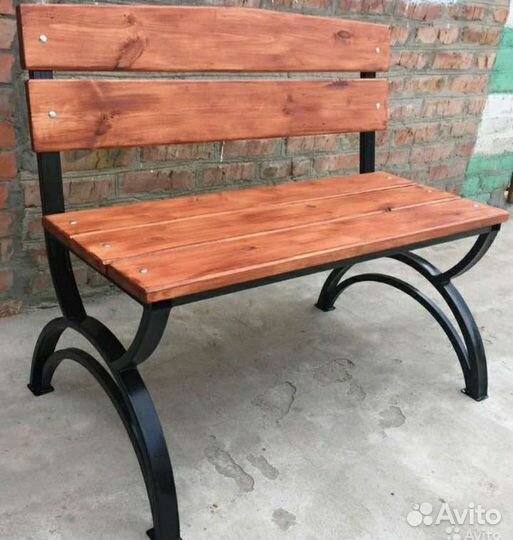 Стол и скамейки