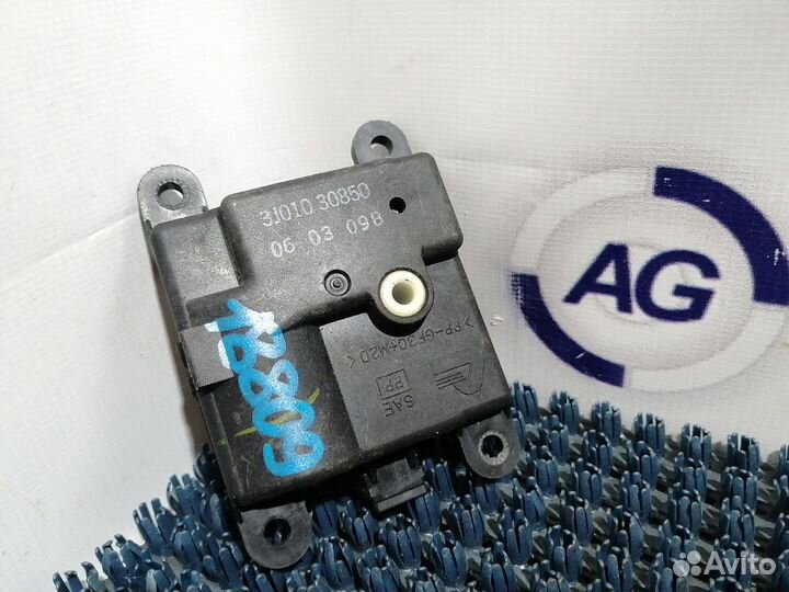 Сервопривод заслонок печки Nissan Murano