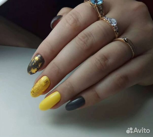 Маникюр и педикюр