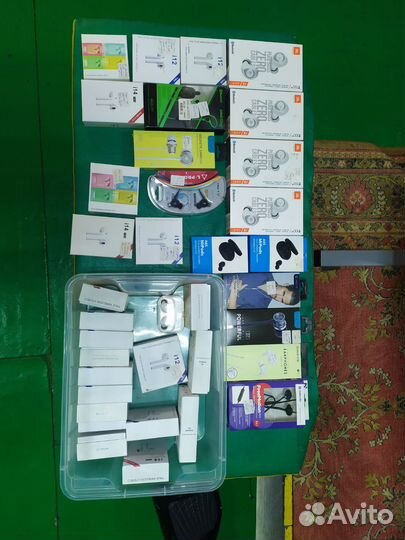 Блютуз наушники JBL и другие (под ремонт)