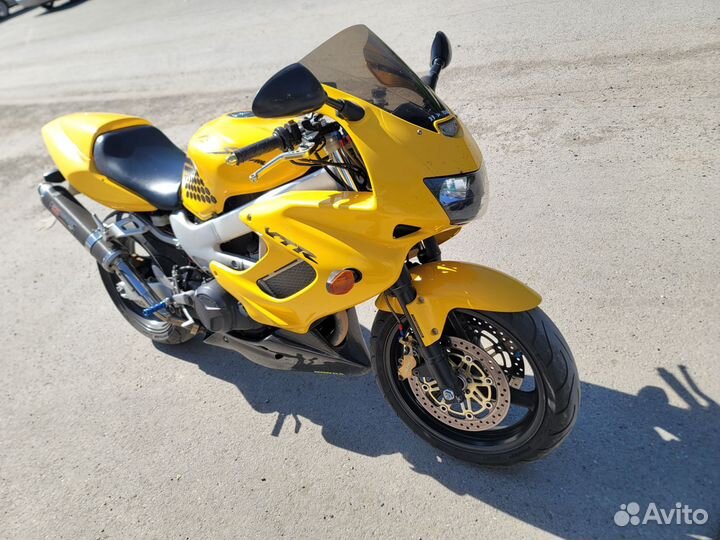 Honda vtr 1000 f