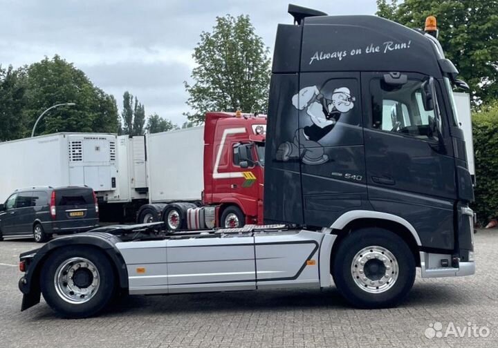 В разборке грузовик Volvo, FH с 2013