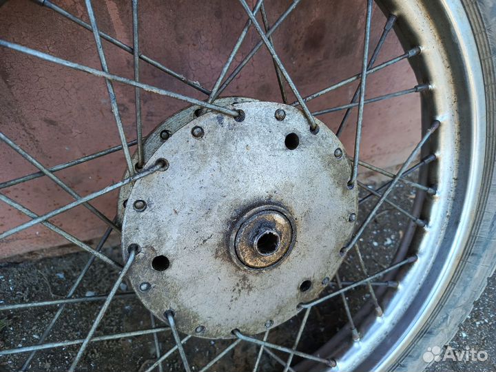 Колесо на мотоцикл минск