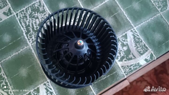 Мотор отопителя ford focus 2(новый с дефектом) SAT