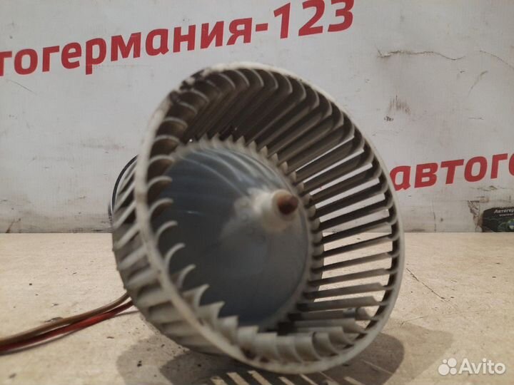 Мотор печки Mercedes E350 W212 642.850D 2010