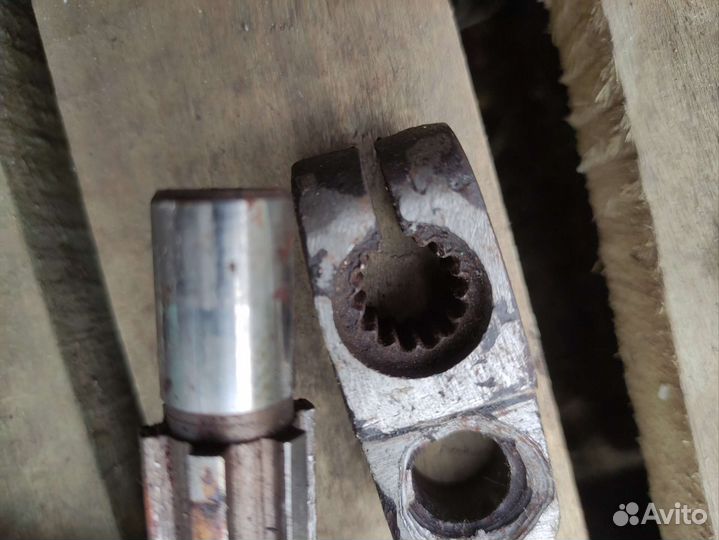 Шестерни и валы кпп тмз Муравей