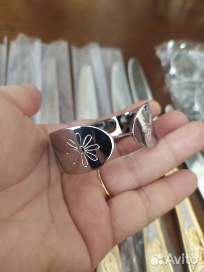 Ножи и кольца для салфеток