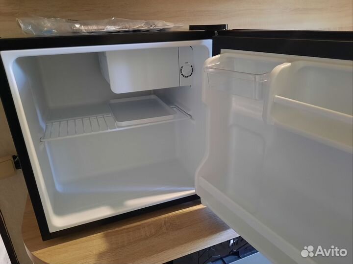 Холодильник маленький