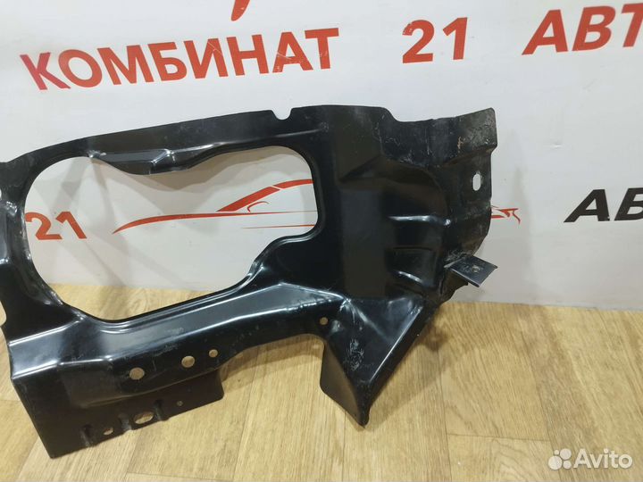 Панель фары передняя правая Nissan Almera Classic