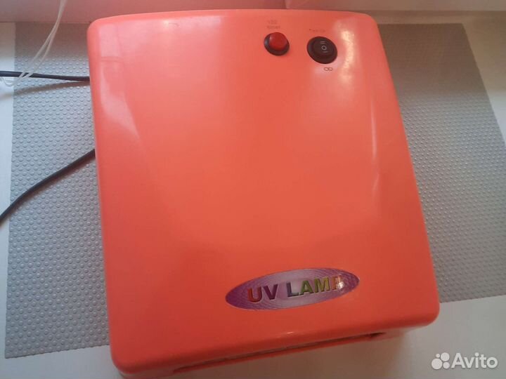 Лампа для ногтей