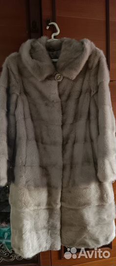 Продам норковую шубу размер 44