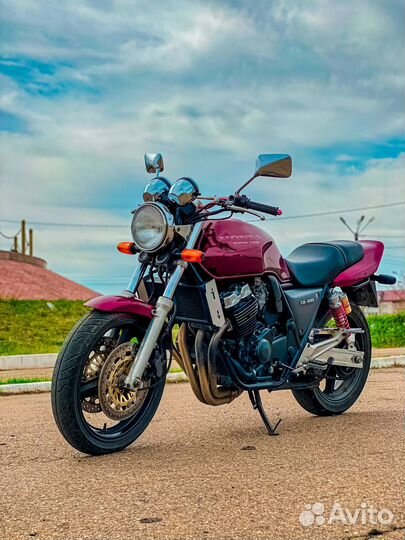 Honda CB400SF