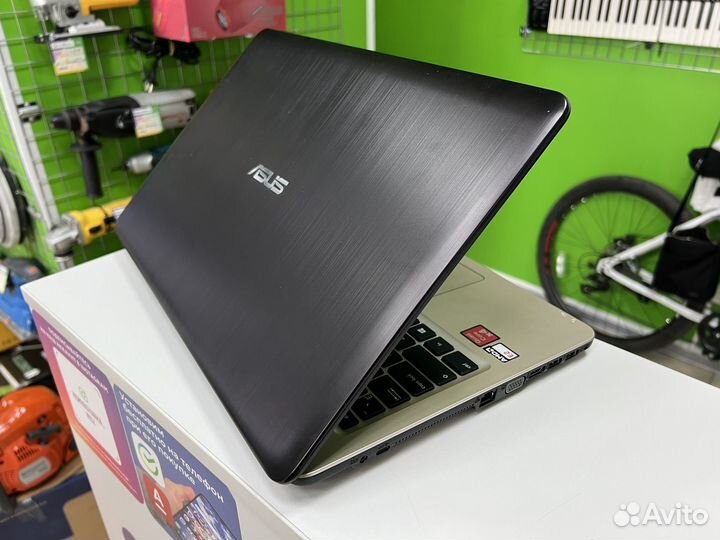 Ноутбук asus 4/4/500 AMD E2