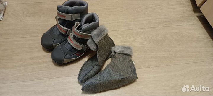 Лыжные ботинки детские