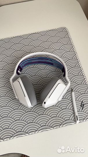 Наушники Logitech g733