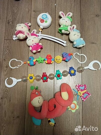 Игрушки для малышей, узыкальный мобиль и подвески