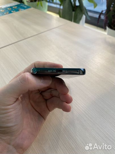 Samsung Galaxy S23, 8/256 ГБ