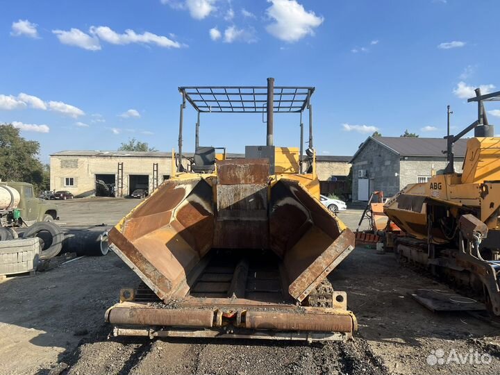 Асфальтобетоноукладчик ABG Titan 325, 2002