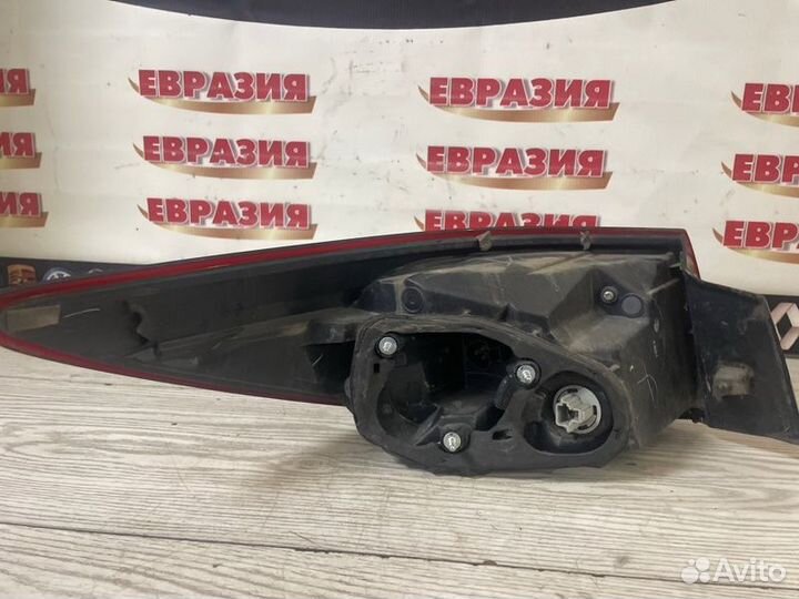 Фонарь задний Mazda Atenza gjefp PE 2013